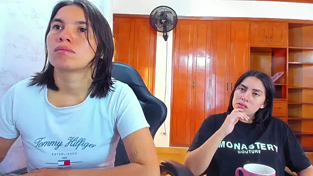 Soffy_and_Emily live
