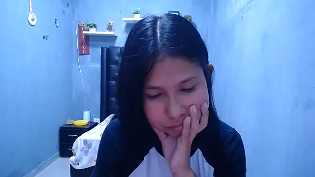 Letty_Plugxo live