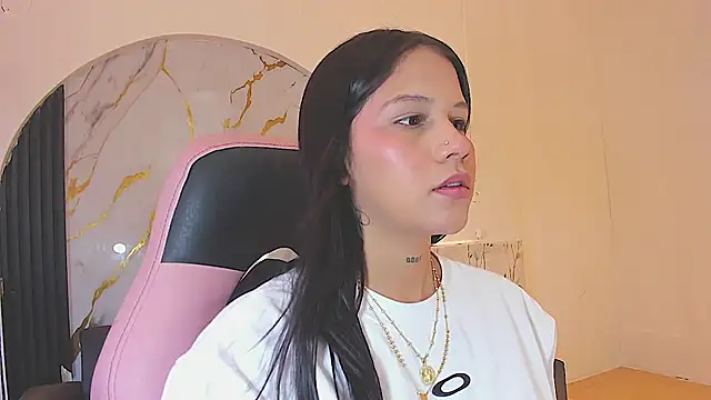 ashleytravis_Bless profile
