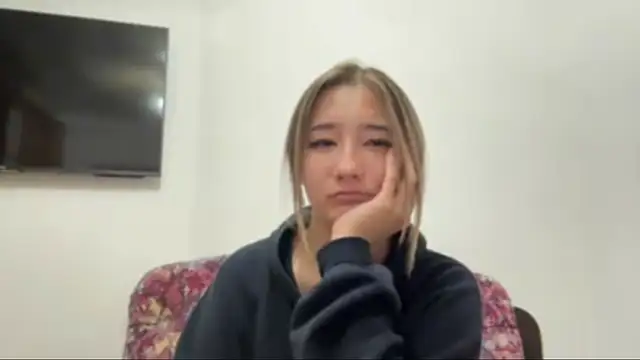 CloudyClamber live