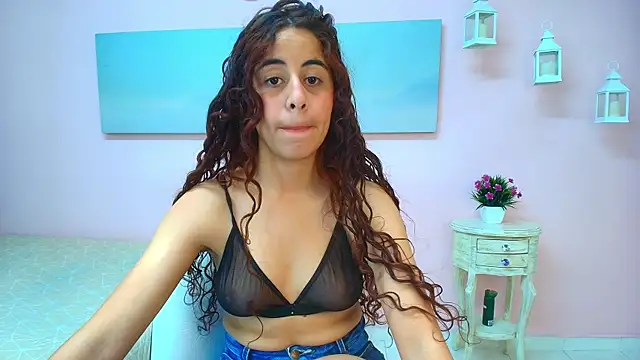 scarlett_clyde live