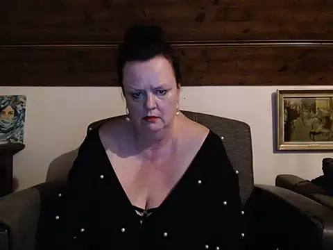 TiffanyMature live