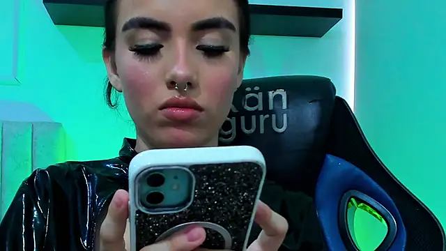 isabella_hv live