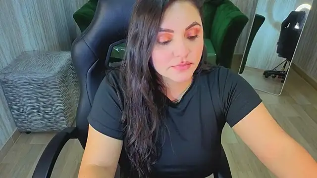 anthonella_stone_t live