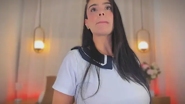victoria_milaan live