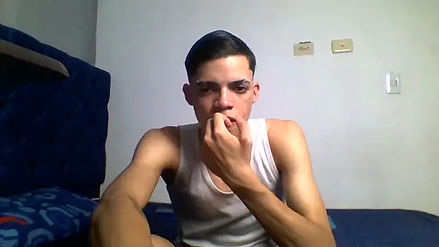 Latinos_2001 profile