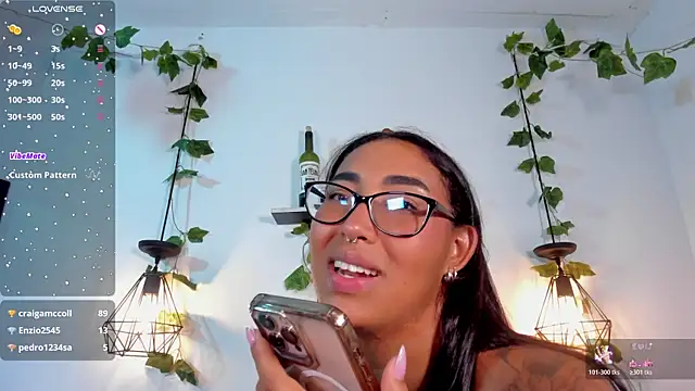 melanieecox live