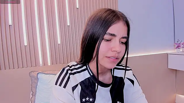 Emma_doll7 live