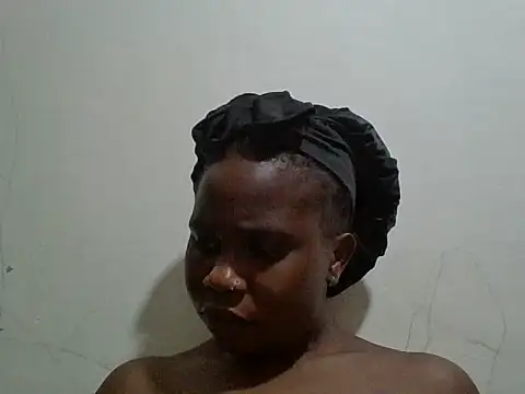 yummyyychocolate live