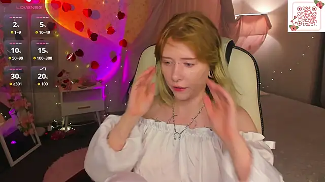 Elira_Vane live