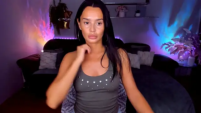 DanaSincere live