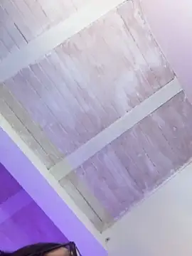 sarah_stromn live