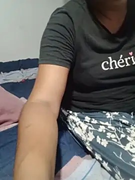 Nethuxx23 live