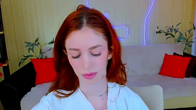 ChristinaConteeree live