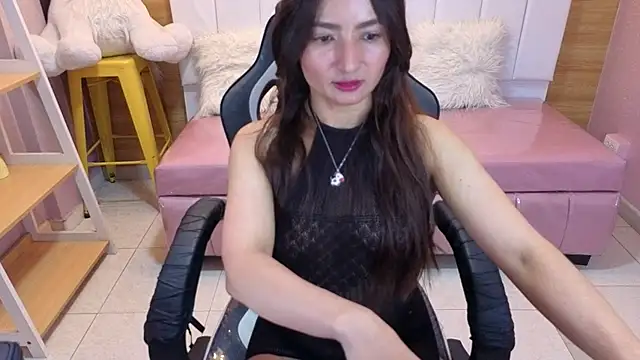 paulette37_a live