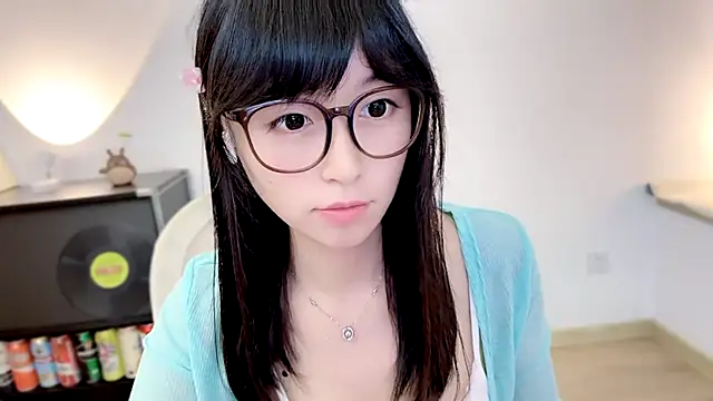 Onechestnut live