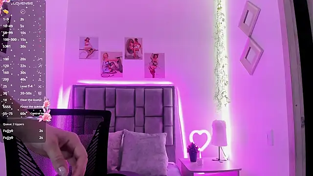 Dana_grey_ live