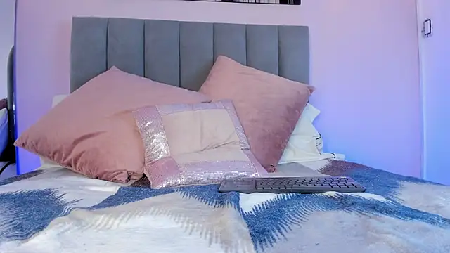 ashely_rous_ live