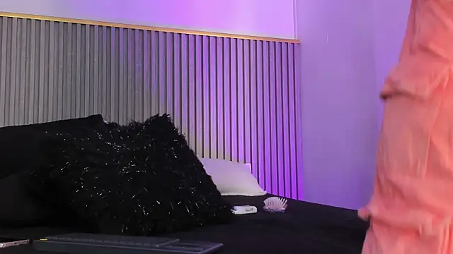 ashvalentine_ live