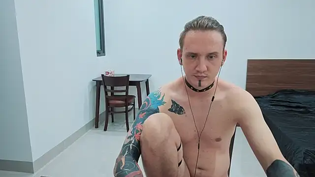 Silent_Stitch live