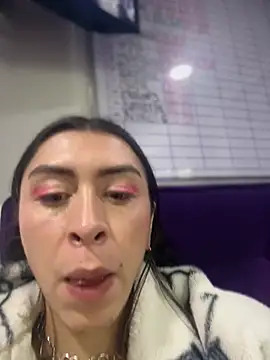 Sara_Davina live