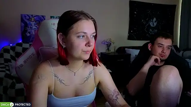 Chloe_Cherrys live