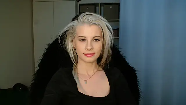 KristineGlow live