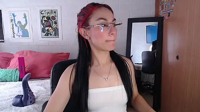 Amy66 live