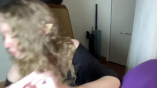 ElfGirlAna live