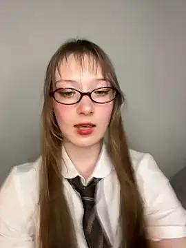 Strawberry_Senpai live