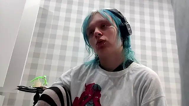 ZolaCoonradt live