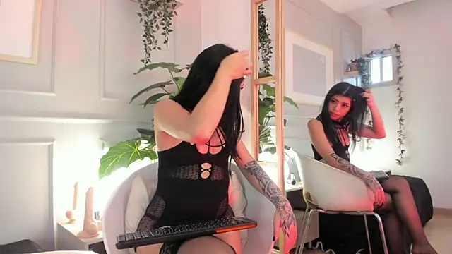 emilydolly_ live