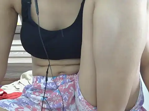 DesiQueenLive live