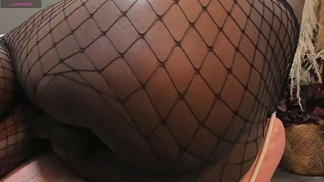 Ashley_Naiara live